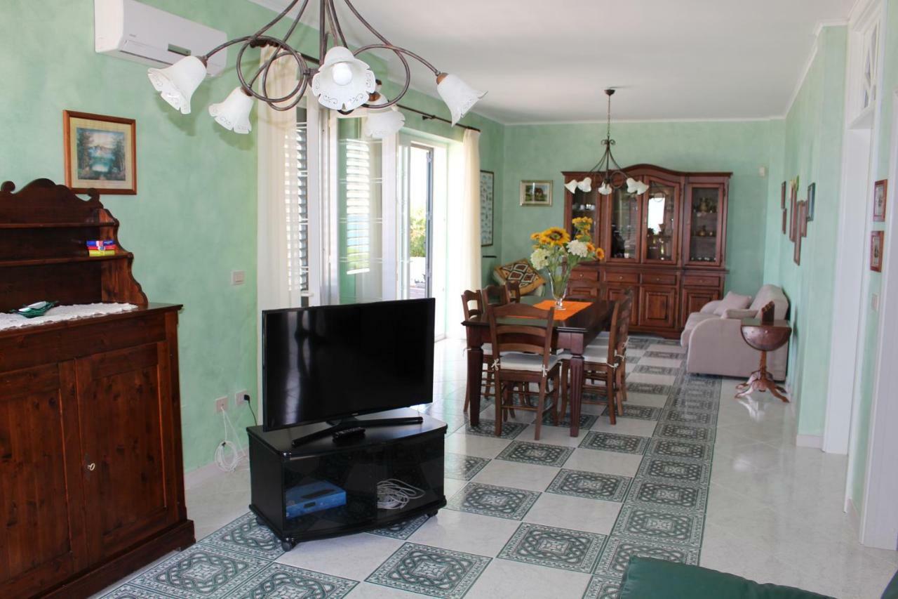 Villa Ferraro Torre Suda Luaran gambar